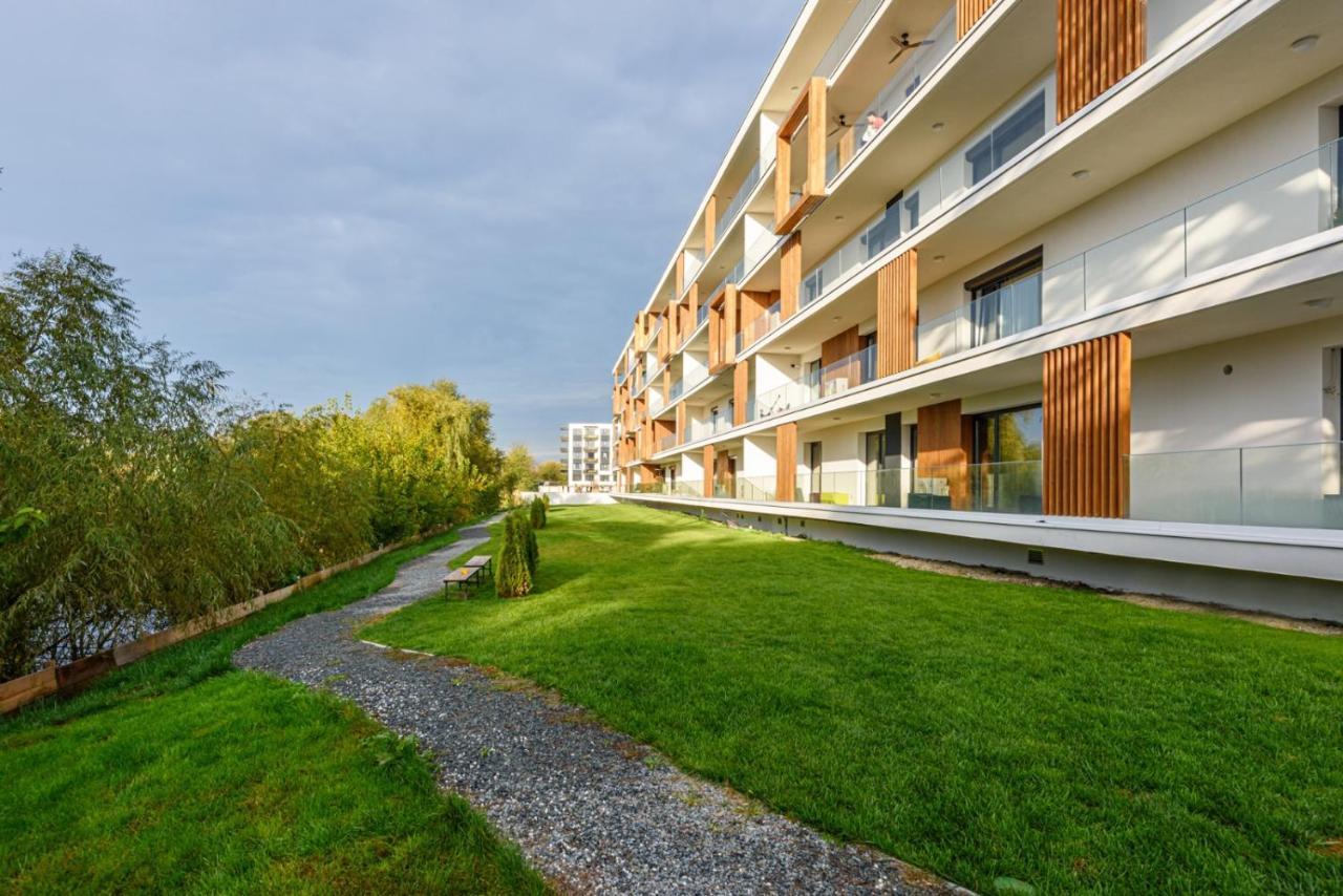 Il Lago - Sunrise - Cozy Luxurious Smart Home By The Lake Voluntari Exterior photo